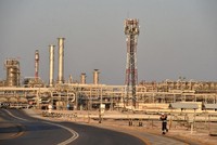 Nhà máy lọc dầu Abqaiq của tập đoàn năng lượng Aramco tại Saudi Arabia. Ảnh: AFP