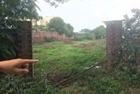 Nhiều khu đất nhỏ hơn cũng đang chật vật tìm người mua