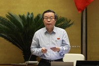 Phó chủ tịch Quốc hội Phùng Quốc Hiển tóm lược nội dung hai ngày thảo luận về kinh tế, xã hội, ngân sách.