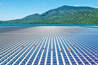 Tới cuối năm 2019, đã có 135 dự án điện mặt trời với tổng công suất 8.935 MW được bổ sung vào quy hoạch điện. Trong ảnh: Điện mặt trời Đa Mi. Ảnh: Đ.T