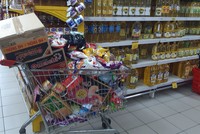 Dịch Covid-19, nhìn lại các cổ phiếu hàng thiết yếu trên sàn chứng khoán