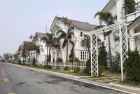 Vườn Vua Resort & Villas đang là điểm đến nghỉ dưỡng yêu thích của nhiều gia đình vào các dịp cuối tuần. Ảnh: Thành Nguyễn.