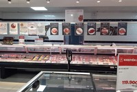 Các trung tâm thương mại trong khu dân cư đang giữ vai trò quan trọng khi đáp ứng nhu cầu mua sắm thiết yếu của người dân. Ảnh: Thành Nguyễn.