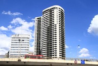 Hà Nội đang thiếu cung trầm trọng ở phân khúc căn hộ khi ít có dự án mới ra hàng. Ảnh: Thành Nguyễn.