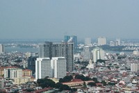 Giá căn hộ tại Hà Nội đang neo cao ở mức 1.872 USD/m2. Ảnh: Thành Nguyễn.