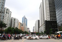 Việc tiếp cận thông tin về thị trường bất động sản của người dân có thể sẽ thuận tiện hơn trong thời gian tới. Ảnh: Thành Nguyễn.