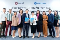 Lễ ký kết thỏa thuận hợp tác giữa DNSE và FinnTrade.