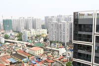 Nhu cầu về căn hộ đang tạo áp lực lớn lên thị trường khi nguồn cung bị suy giảm. Ảnh: Thành Nguyễn.