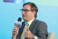 Ông Bruno Jaspaert tham gia thảo luận tại Diễn đàn Bất động sản Công nghiệp Việt Nam năm 2022 do Báo Đầu tư tổ chức. Ảnh: Lê Toàn.