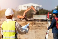 Giải ngân đầu tư công của ngành giao thông vận tải đang có xu hướng chậm lại. Ảnh: Shutterstock.