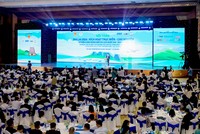 Ông Phạm Anh Tuấn, Uỷ viên Ban cháp hành TW Đảng, Phó Bí thư tỉnh uỷ, Chủ tịch UBND tỉnh Gia Lai phát biểu khai mạc Hội thảo. 