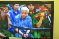  Bầu Kiên trong phiên tòa ngày 16/4