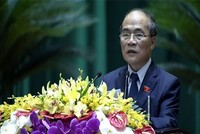Chủ tịch Quốc hội Nguyễn Sinh Hùng: "Kinh tế trong nước có chuyển biến tích cực"