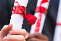 Vụ Tiến sỹ kiện Bộ trưởng: Hoãn tòa để triệu tập đại diện Bộ Giáo dục và Đào tạo