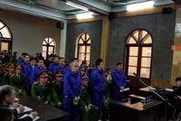 Bồi thường “thừa” tiền tỷ Dự án thủy điện Sơn La: Hoãn tòa vì bị cáo vắng mặt