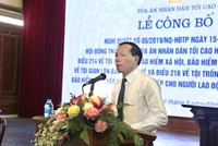 Ông Ngô Trí Tuệ, Phó Chánh án Tòa án nhân dân Tối cao công bố Nghị quyết 05