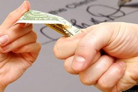 Hà Nội: Cô giáo về hưu lừa chạy việc trong ngành công an lĩnh án 20 năm tù