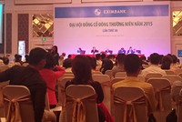ĐHCĐ Eximbank: Tranh cãi nảy lửa và kéo dài
