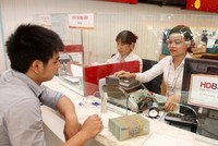 6 tháng, ngân hàng tại TP.HCM cơ cấu 384.610 tỷ đồng nợ vay ảnh hưởng dịch covid-19