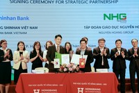 Ngân hàng Shinhan Việt Nam ký hợp tác chiến lược với Tập đoàn Nguyễn Hoàng