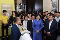 Phó Thủ tướng Chính phủ Lê Minh Khái và Thống đốc NHNN Nguyễn Thị Hồng cùng đoàn đại biểu tham quan hệ sinh thái Ngân hàng số Nam A Bank