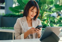 Người tiêu dùng Việt lạc quan với tăng trưởng kinh tế, gia tăng đầu tư và tiết kiệm