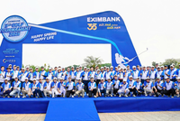 Không chỉ là những cuộc tranh tài kịch tính trên sân, giải Eximbank Golf Tournament 2025 còn là không gian để chia sẻ, kết nối và tri ân.