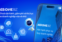 ACB ONE Biz sở hữu đầy đủ tính năng của một ngân hàng truyền thống đáp ứng nhu cầu mọi lúc mọi nơi trên cả hai giao diện website và app điện thoại.