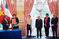 Vietnam Airlines và Air France Industries KLM E&M ký hợp đồng bảo dưỡng động cơ máy bay Boeing 787-9