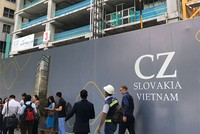 Coteccons cất nóc dự án văn phòng Frienship Tower 21 tầng tại quận 1. TP. HCM