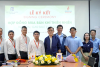 Đại diện PV GAS CNG và FEPV tại buổi ký kết Hợp đồng mua bán khí thiên nhiên