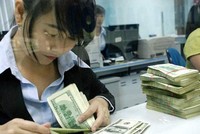 Vào cuối năm cầu ngoại tệ thường tăng do nhu cầu nhập khẩu hàng hóa tăng cao. Ảnh minh hoạ. Nguồn: Internet