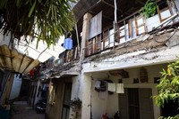 Giá bồi thường nhà 1 tầng, mái bằng bê tông cốt thép có khu phụ là 4,159 triệu đồng/m2 (ảnh Zing)