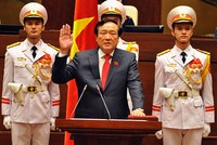 Chánh án Nguyễn Hoà Bình tuyên thệ nhậm chức trước Quốc hội