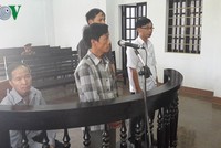 Gần 9 năm tù cho các cán bộ tham ô ở Đắc Nông