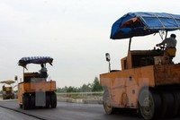 Quỹ bảo trì đường bộ sẽ giúp duy tu, bảo dưỡng các tuyến Quốc lộ xuống cấp. (Ảnh: TTXVN)