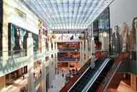 Sức mua hàng hiệu của người tiêu dùng ở Trung Đông lao dốc cùng giá dầu