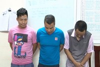 Một số đối tượng tham gia đường dây cá độ bóng đá bị bắt giữ.