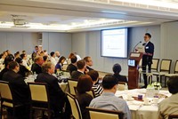 Đại diện LSE cho biết tiêu chuẩn niêm yết trên sàn AIM dễ hơn sàn giao dịch chính của LSE.