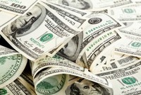 Sáng ngày 15/7, tỷ giá trung tâm giảm, vàng tiếp đà giảm