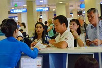 Nếu đề xuất tăng giá, phí của ACV được chấp thuận, hành khách đi máy bay có thể tốn kém hơn (Ảnh: Tấn Thạnh)
