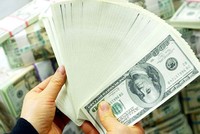 Sáng ngày 9/8, giá vàng tăng nhẹ 40.000 đồng/lượng, tỷ giá trung tâm tăng 7 đồng/USD