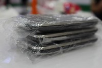 iPhone 3GS được nhập về trong tình trạng còn mới, không hộp, không phụ kiện và chưa được kích hoạt.