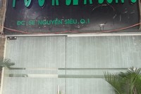 Vị khách Tây khẳng định địa chỉ mới hoạt động khoảng một tháng nay trước đây là nhà hàng Nightfall. Ảnh: Phạm Oanh.  