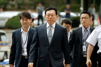 Chủ tịch tập đoàn Lotte, Shin Dong-bin - Ảnh: Reuters