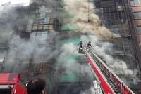 Theo đánh giá của cơ quan chức năng hầu hết các quán karaoke đều có thiết kế bít bùng. Ảnh: tuoitre