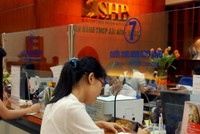 Chị gái bầu Hiển tiếp tục đăng ký mua 18 triệu cổ phiếu SHB