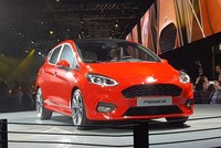 Ford Fiesta 2017 có gì mới?