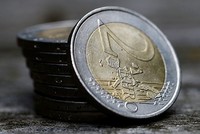 Oliver Hart cho rằng đồng euro ngay từ đầu đã là một sai lầm. Ảnh: Reuters