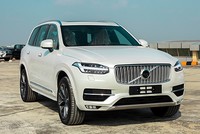Volvo XC90 Inscription giá 4 tỷ - xe sang kiểu mới cho khách Việt